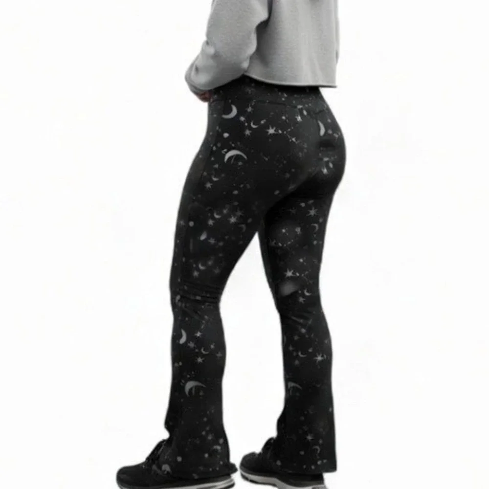 TORRID Celestial Full Length Pocket Flare Leggings NWT Size 1X